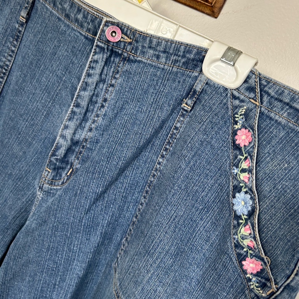 L.A. Blues Pink and Blue Cropped Jeans with Floral Embroidery